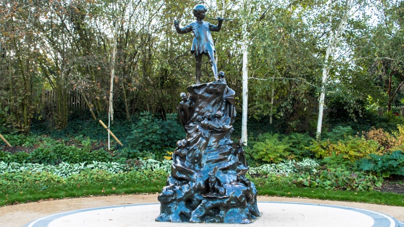 Peter Pan Statue