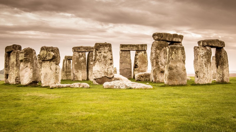 Stonehenge - 3000 BC to 2000 BC