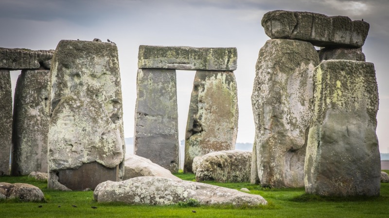 Stonehenge - 3000 BC to 2000 BC