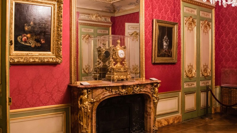 NAPOLEON III APARTMETNS - 1852