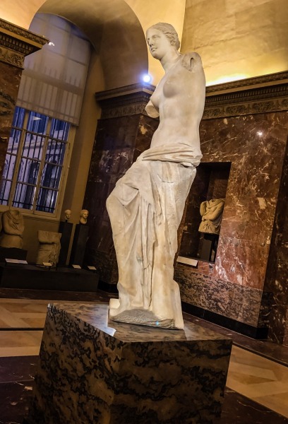 VENUS de MILO - 101 BC