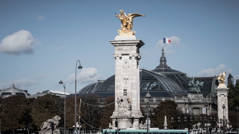 Pont Alexandre lll Bridge Entrance