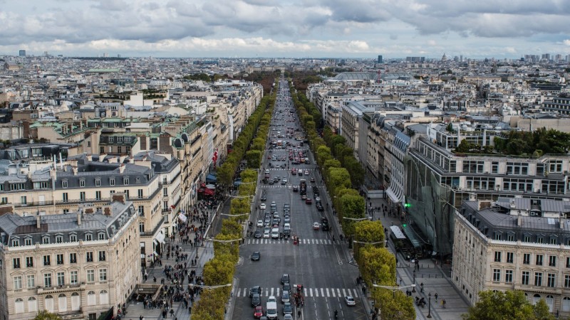 Champs-Elysées